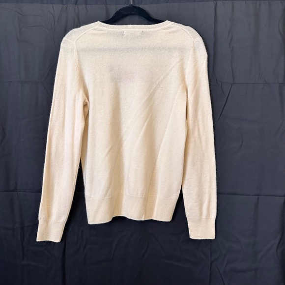 *OUI! 100% Cashmere Sweater* BR super cute. Size Small. - Picture 4 of 4